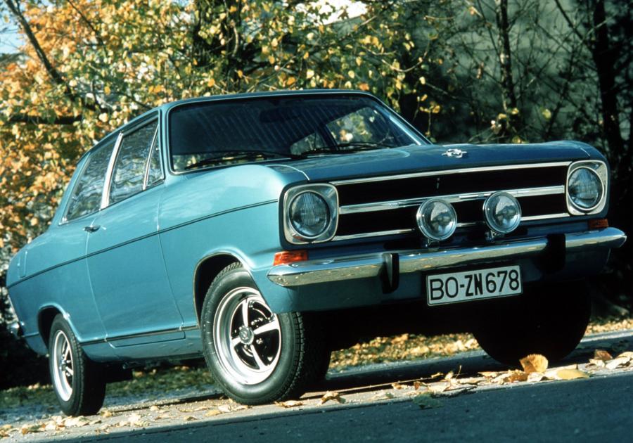  Opel Kadett 2-Door Sedan 1965 года  (фото 11 из 12)